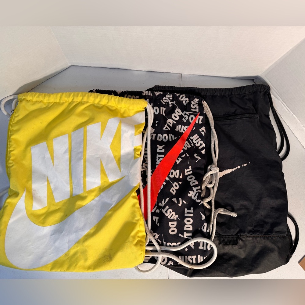 Nike Cinch Bags Lot of 3 Fair to Good Condition Read Description See Pics